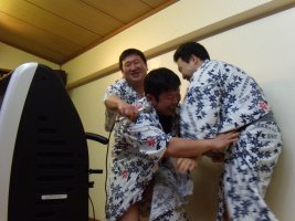 井上さんと辻さんと大坂さん、ええっ?
